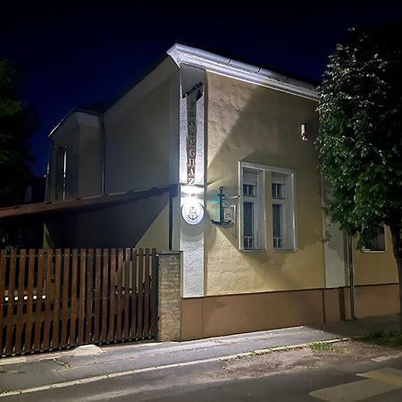 Abigel Vendeghaz Keszthely Villa ภายนอก รูปภาพ